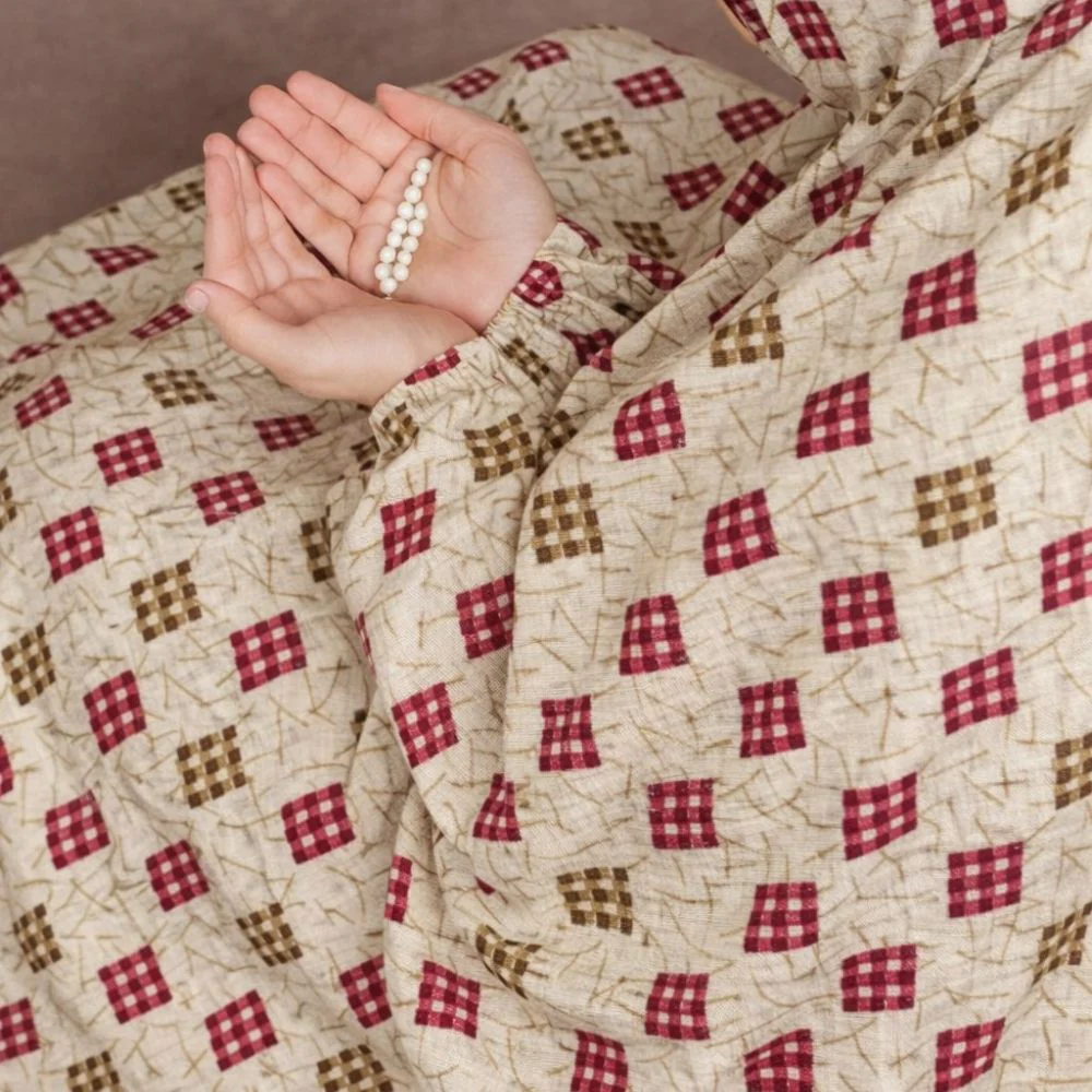 Full Coverage Namaz Chaddar - Emerald Maroon