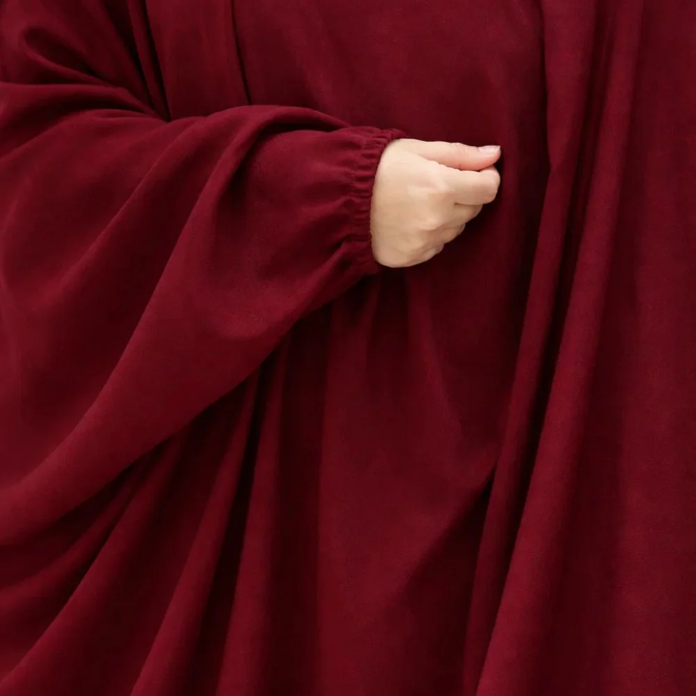 Full Coverage Namaz Chaddar - Maroon - Image 3