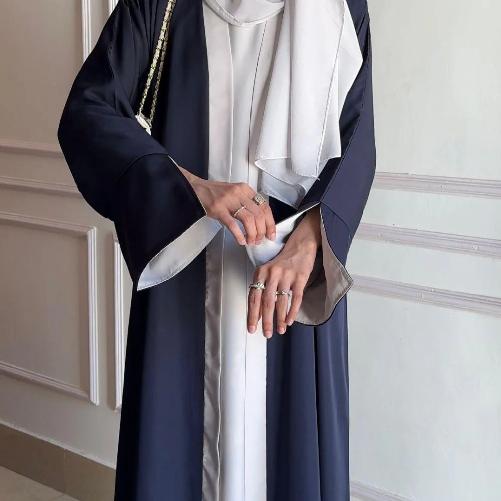 Sapphire Noor - Image 2
